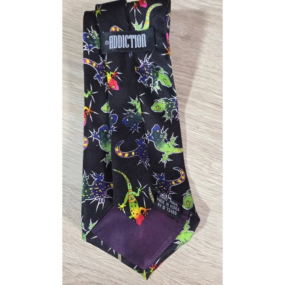 Addiction Silk Neck Tie Colorful‎ Lizards